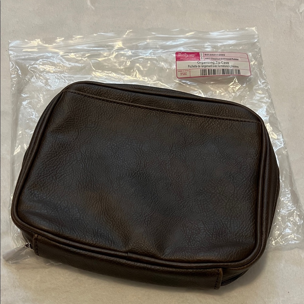Thirty One Organizing Zip Case Chestnut